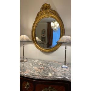 Bellissima specchiera ovale francese Napoleone III  in foglia oro 