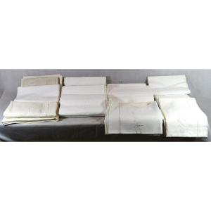 Set Of 12 Pairs Of Old Embroidered And Monogrammed Sheets, 20th Century