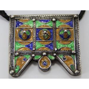 Morocco 20th Century, Important Berber Pendant In Enamelled Silver.