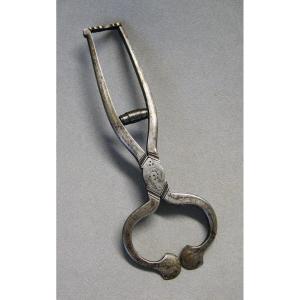 Sugar Cracker Tongs - France - 19th Century.