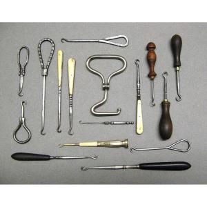  Set Of Sixteen 19th/20th Century Boot Lace Pullers And Hooks.