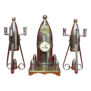 Pendulum Of Arsenal. Trench Crafts.