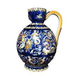 Pitcher Gien Thibault Renaissance.