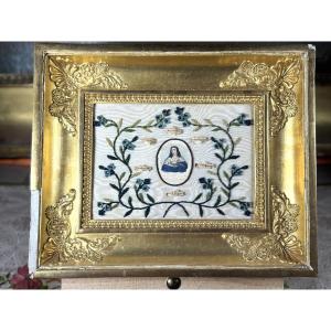 Reliquary On Embroidered Silk - Mid 19th Century