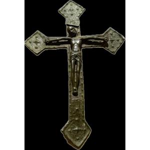Bronze Christ On A Repoussé Copper Cross - Circa 1550