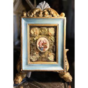 Italian Reliquary Frame In Soft Colors - 19th Century  