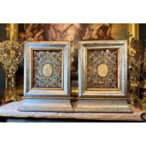 Important Pair Of Reliquaries With Fourteen Relics - Circa 1800