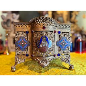 Neo-gothic Altar Lectern - 19th Century