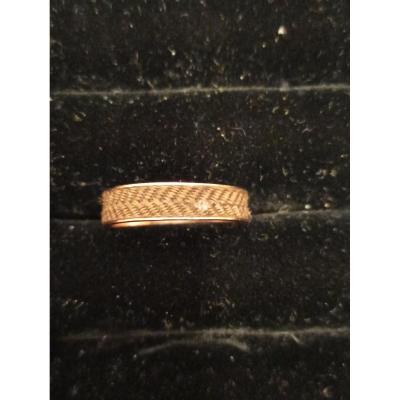 English Ring In 9k Gold With Braided Hair