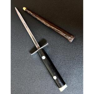 Virtue Dagger - 19th Century 