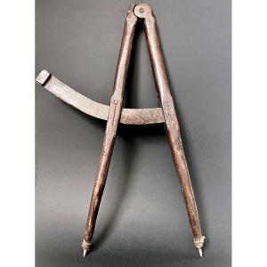 Large Engraved Wooden Carpenter's Compass – Dated 1824