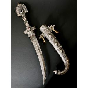 Moroccan Silver And Niello Dagger – 19th Century