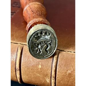 Antique Heraldic Seal With Turned Exotic Wood Handle And Engraved Metal Matrix.