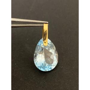 Gold And Topaz Pendant