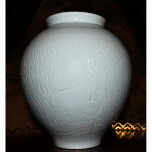Jean Dufy (1888-1964) Haviland Limoges Factory, White Porcelain Horse Vase.