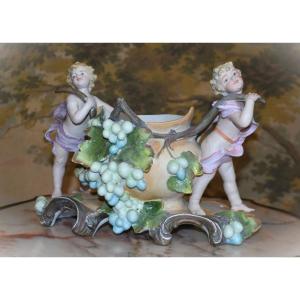 Table Centerpiece, Polychrome Biscuit Figure, Planter Bowl With Bunches Of Grapes, 2 Cherubs