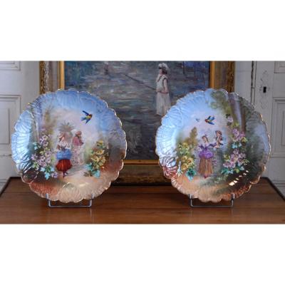 Pair Of Decorative Plates In Porcelain, Scene Galante, Nineteenth.