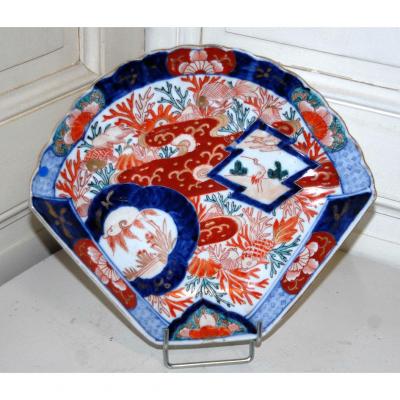 Porcelain Dish Imari Fan-shaped, Japan, Nineteenth