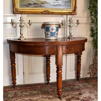 Half Moon Table Walnut, Nineteenth.