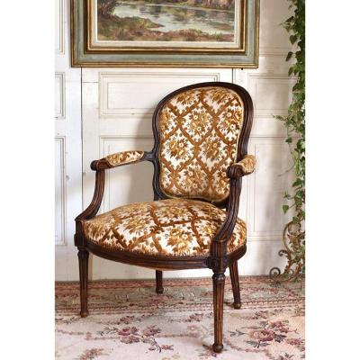 Louis XV - Louis XVI Transition Cabriolet Armchair With Violonne Backrest, XVIIIth.