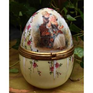 Jewelry Box, Enamelled Opaline Glass Egg, Galante Scene Decor Box, XIXth.
