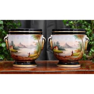 Pair Of Cache-pots In Old Paris Porcelain, Hand Painted Decor, Napoleon III Period, Nineteenth.