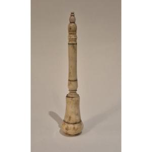 Baradelle Or Travel Inkwell In Bone, 19th Century