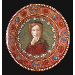 Large Royalist Dish, Portrait Of Marie Isabelle d'Orléans Countess Of Paris, Napoleon III Period , Creil & Montereau