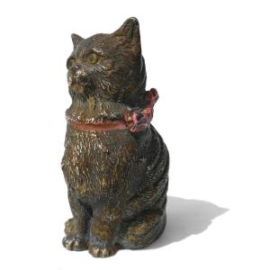 Lead Sculpture From Nuremberg, Cat With Ribbon 19th Century, Vienna Bronze Style