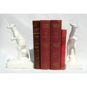 Pair Of White Earthenware Bookends, Art Deco Period, Kangaroos, Onnaing 1920 France
