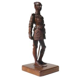 Carved Wooden Knight, 19th Century Boxwood Sculpture, Neo-gothic Style, 19th Century, Napoleon III