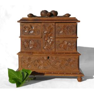 Black Forest Period Napoleon III Jewelry Box, 19th Century Case, Lockable Box, Carved Wood