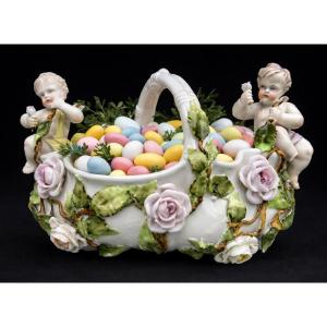 German Porcelain Centerpiece , Panier Aux Angelots 1900 , Anges Vide Poche