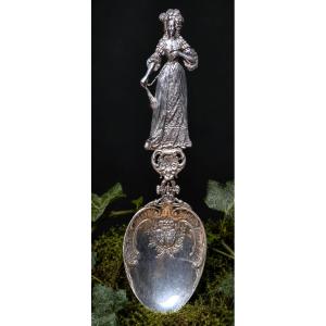 Large Piece In Solid Silver XIXth , Portrait Marie Antoinette , Historical Souvenir , Louche