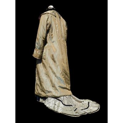 Interior Coat / Bathrobe In Embroidered Silk Late Nineteenth, Kimono, China, Costume Circa 1890