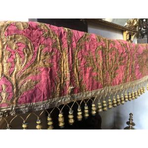 Lambrequin, 17th Century