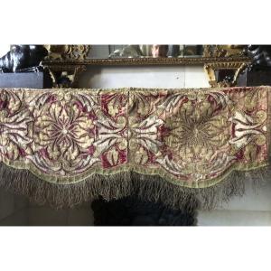 Lambrequin, 17th Century.