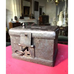 Messenger Box, 16th Century.
