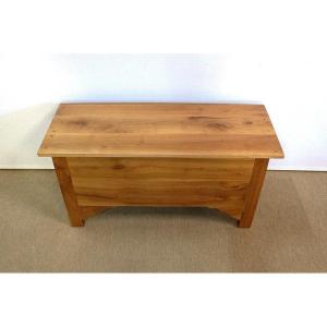 Small Regional Maie In Solid Cherry - 2nd Half Of The Nineteenth