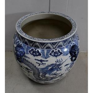Large Ceramic Potiche. With Oriental Decorations, Origin China - XXth