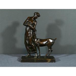 Bronze “woman With Fawn”, Atelier Primavera – 1930
