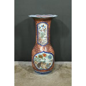 Japanese Porcelain Vase, Meiji Period – Late 19th Century
