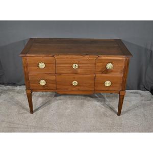 Walnut Chest Of Drawers, Louis XVI Period – Late 18th Century