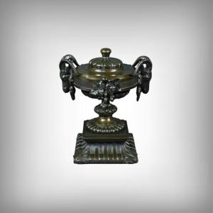 Decorative Bronze Bowl, Napoleon III Period – Mid-19th Century