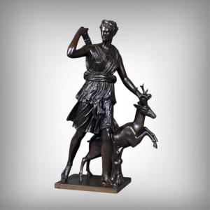 Important Bronze Sculpture "diana The Huntress" After Leochares – Part 2, 19th Century