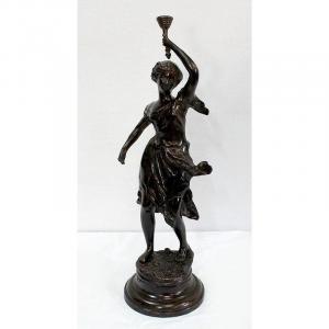 Bronze 'woman With A Torch' Signed V. Rousseau - Late 19th Century