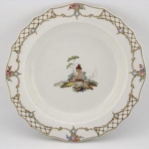 Hague-decorated Tournai Porcelain Small Plate, Circa 1780