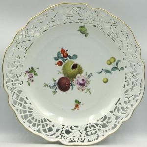 18th-century Meissen Porcelain Reticulated Dish King Frederick II Service