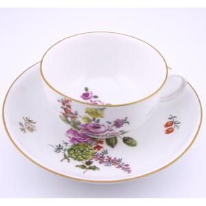 18th-century Meissen Porcelain Cup & Saucer, C.1750