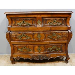 Bordelaise Chest Of Drawers In Solid Walnut, Louis XV Period, XVIIIth Century